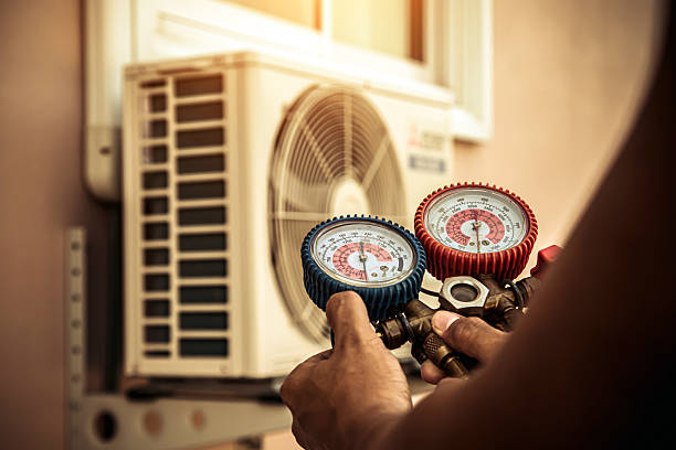 Professional Ductwork Repair technician working in Eustace, TX